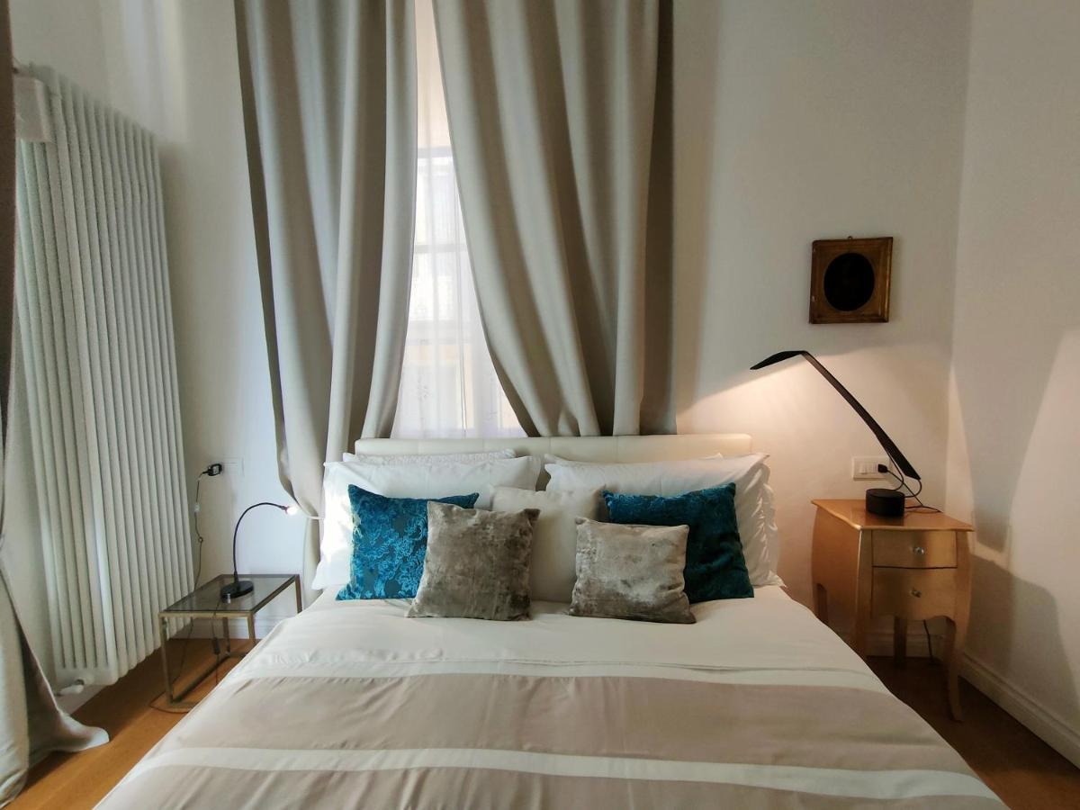 Piazza San Rocco Suite Art ヴェルバーニア エクステリア 写真