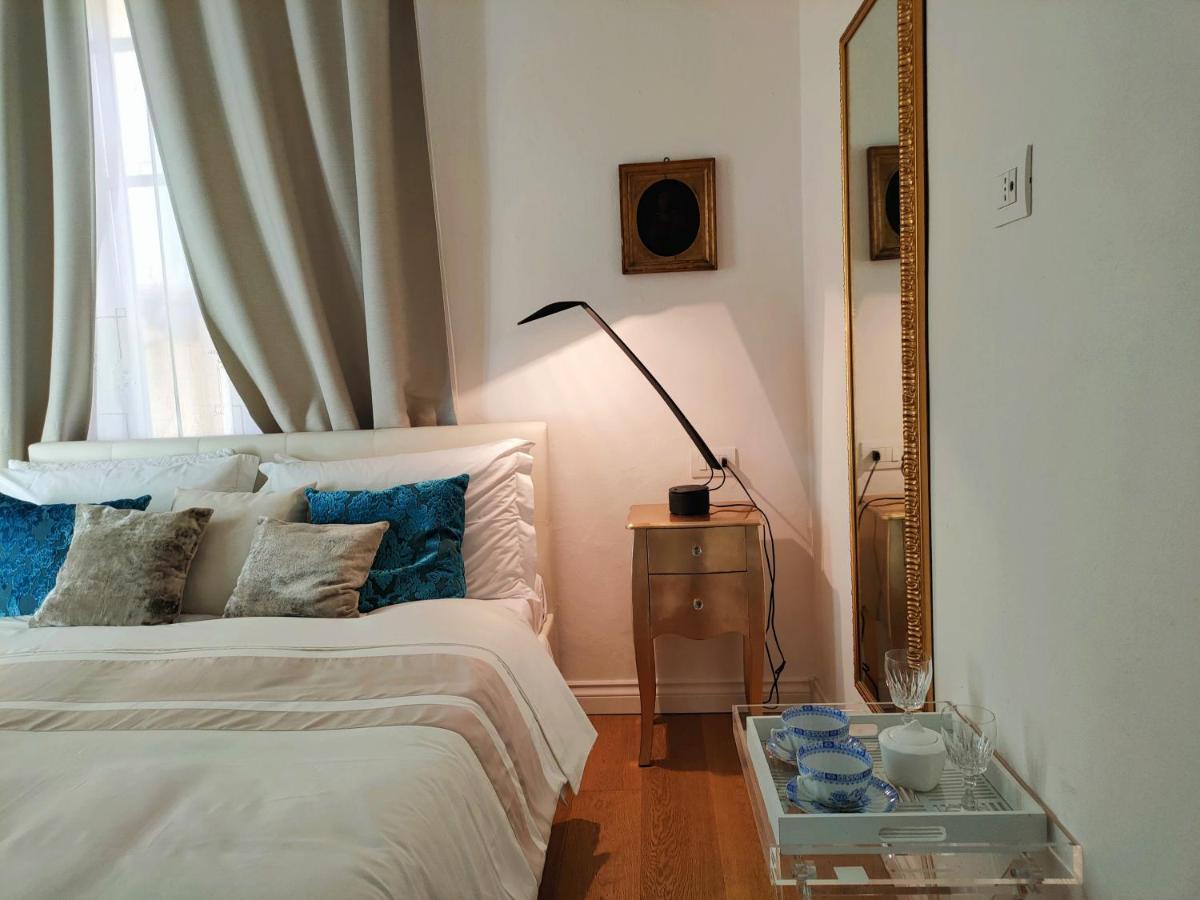 Piazza San Rocco Suite Art ヴェルバーニア エクステリア 写真